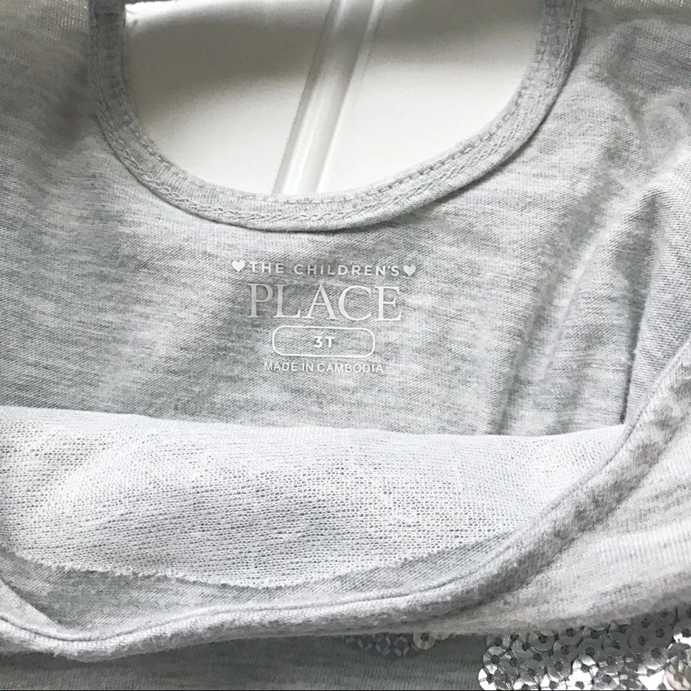 •Children’s Place• sequin crown tee